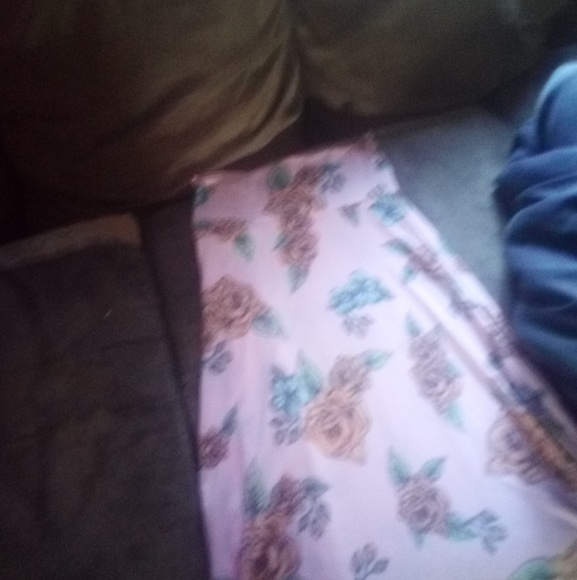 Lularoe skirts - Picture 2 of 4